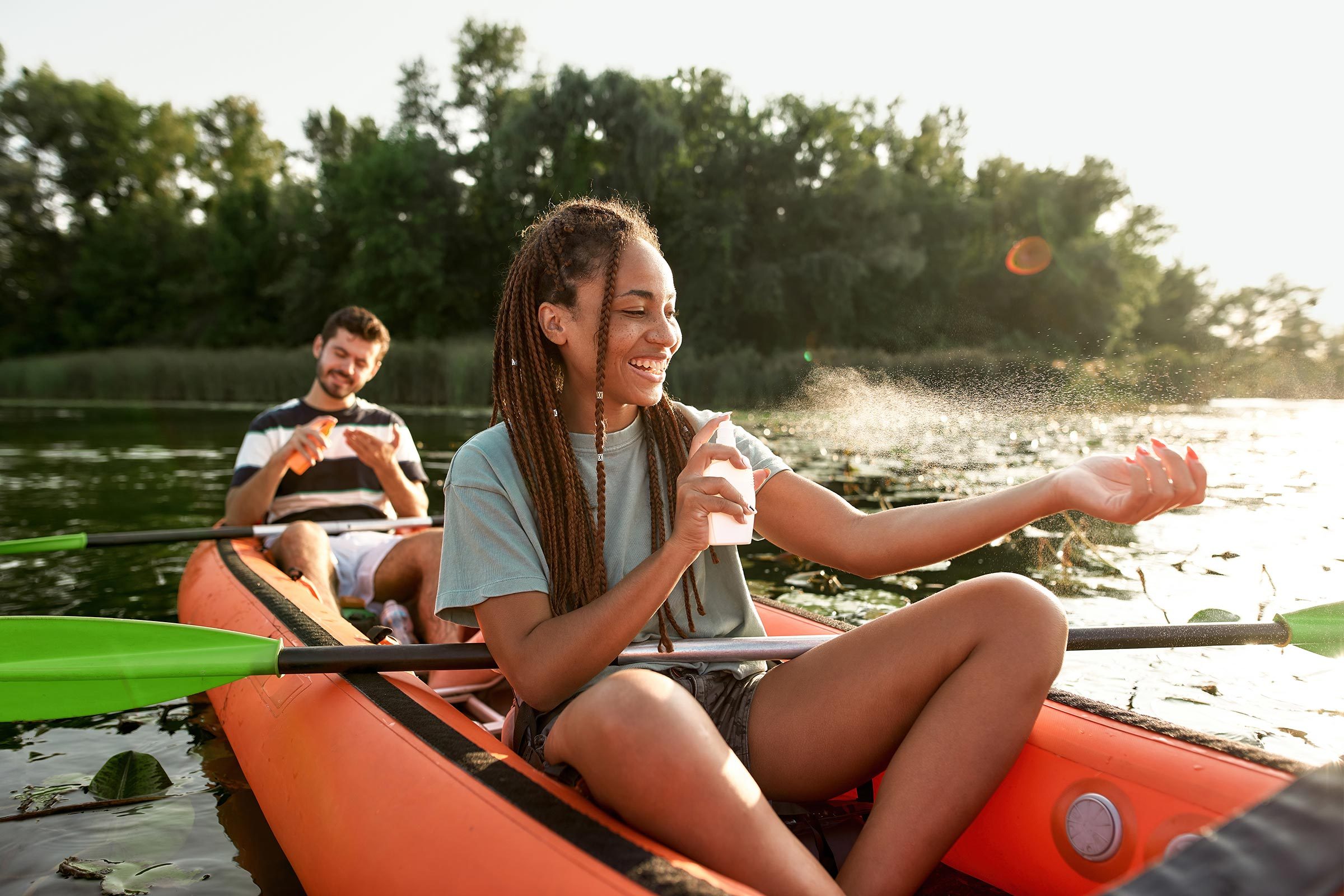 Which Sunscreen Works Better: Spray vs. Lotion? Dermatologists Reveal 5 Rare Sunscreen Facts